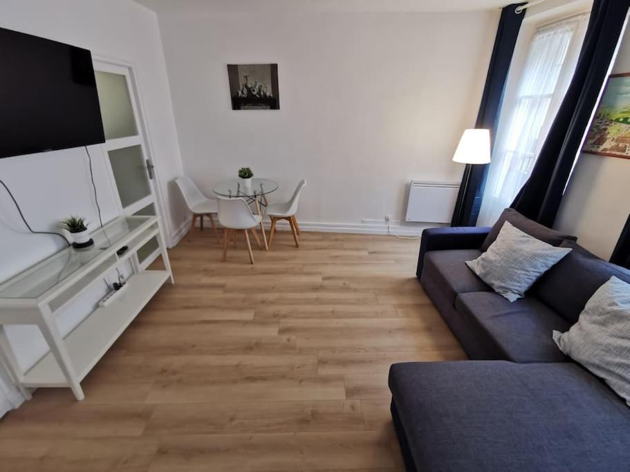 2Min Rer - St Germain En Laye Hyper Center - Wei&Pei Apartment Saint-Germain-en-Laye Ngoại thất bức ảnh