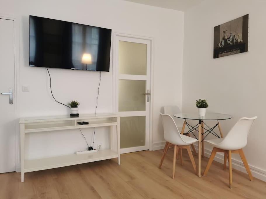 2Min Rer - St Germain En Laye Hyper Center - Wei&Pei Apartment Saint-Germain-en-Laye Ngoại thất bức ảnh